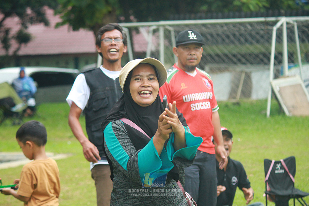 ijl u12 130725 wiradhika soccer vs binna banua fc blue