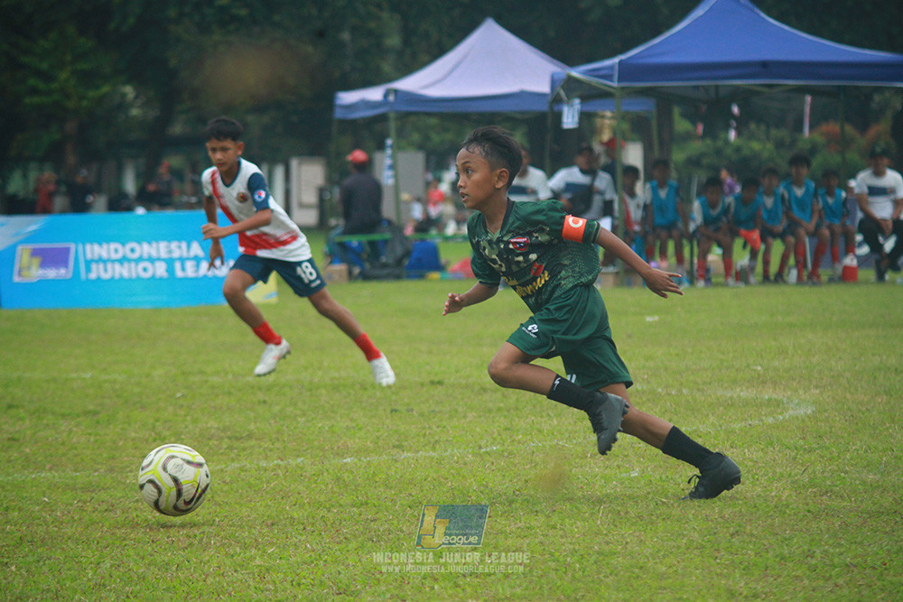 ijl u12 130725 wiradhika soccer vs binna banua fc blue