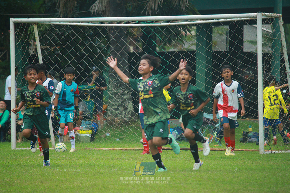 ijl u12 130725 wiradhika soccer vs binna banua fc blue