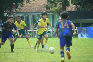 [IJL-U12 140925] AKADEMI PERSIB BOGOR VS MAESA PARARAIDER