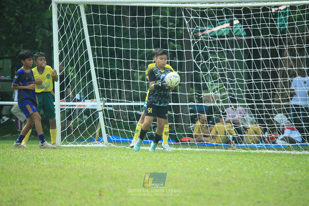 ijl u12 140925 akademi persib bogor vs maesa pararaider