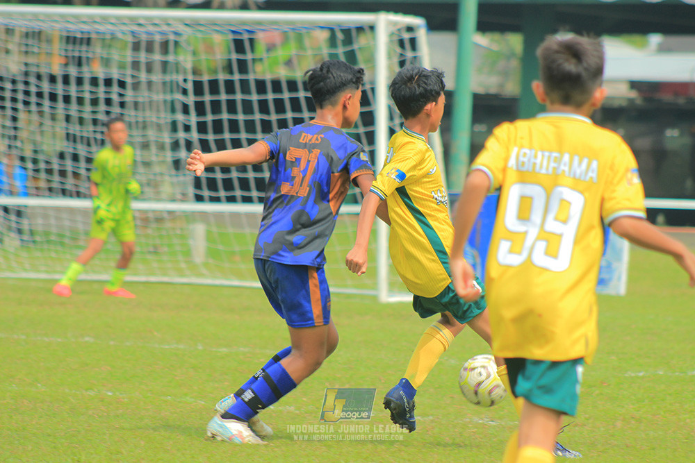 ijl u12 140925 akademi persib bogor vs maesa pararaider