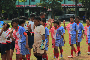 [IJL-U12 140925] BINNA BANUA FC BLUE VS ENDANG WITARSA FC