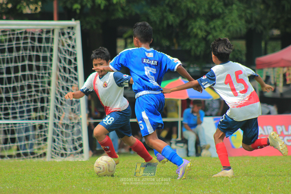 ijl u12 140925 binna banua fc red vs wins soccer school