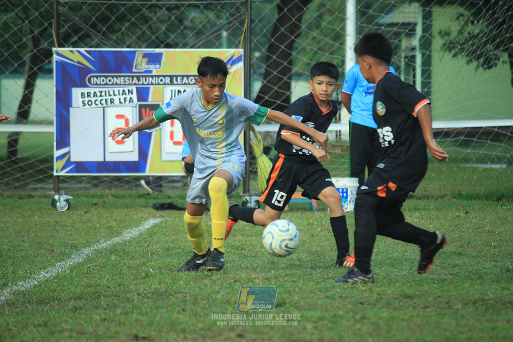ijl u12 140925 brazillian soccer lfa vs jips soccer
