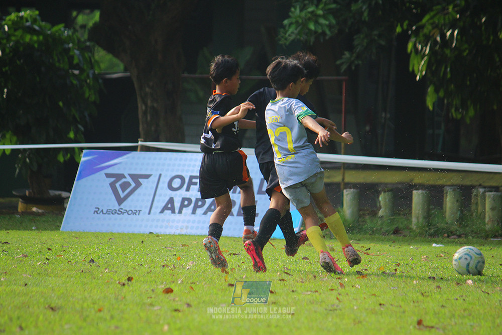 ijl u12 140925 brazillian soccer lfa vs jips soccer