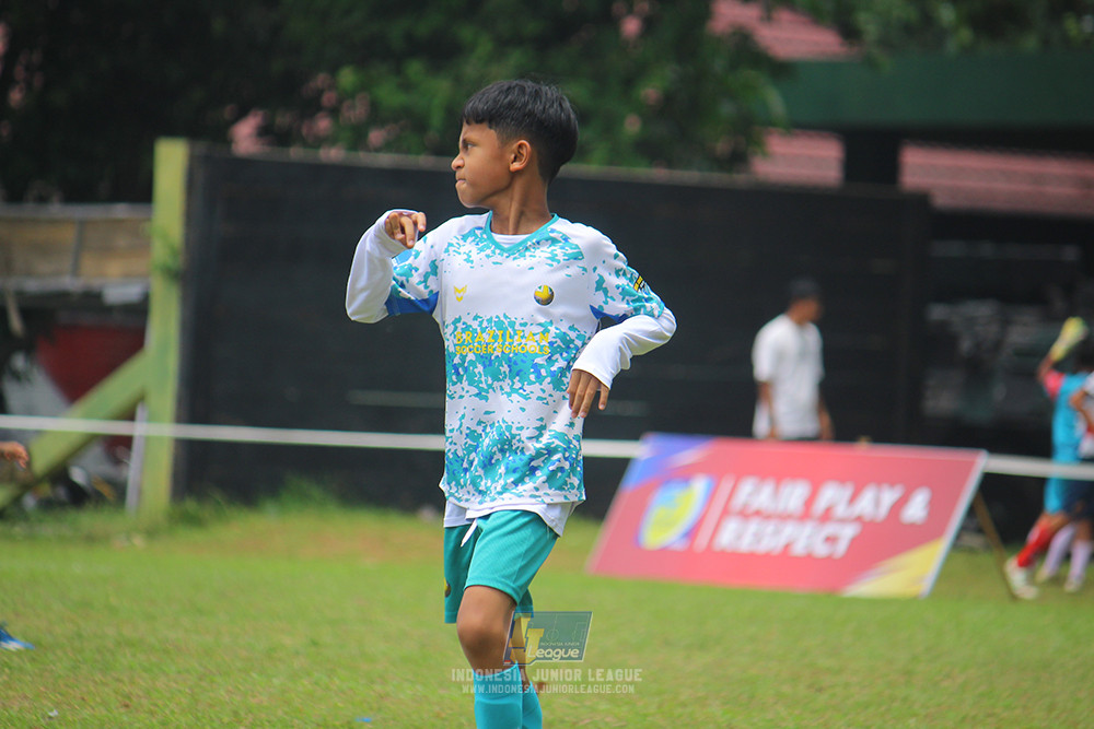 ijl u12 140925 brazllian scocer school depok vs toyo haryono