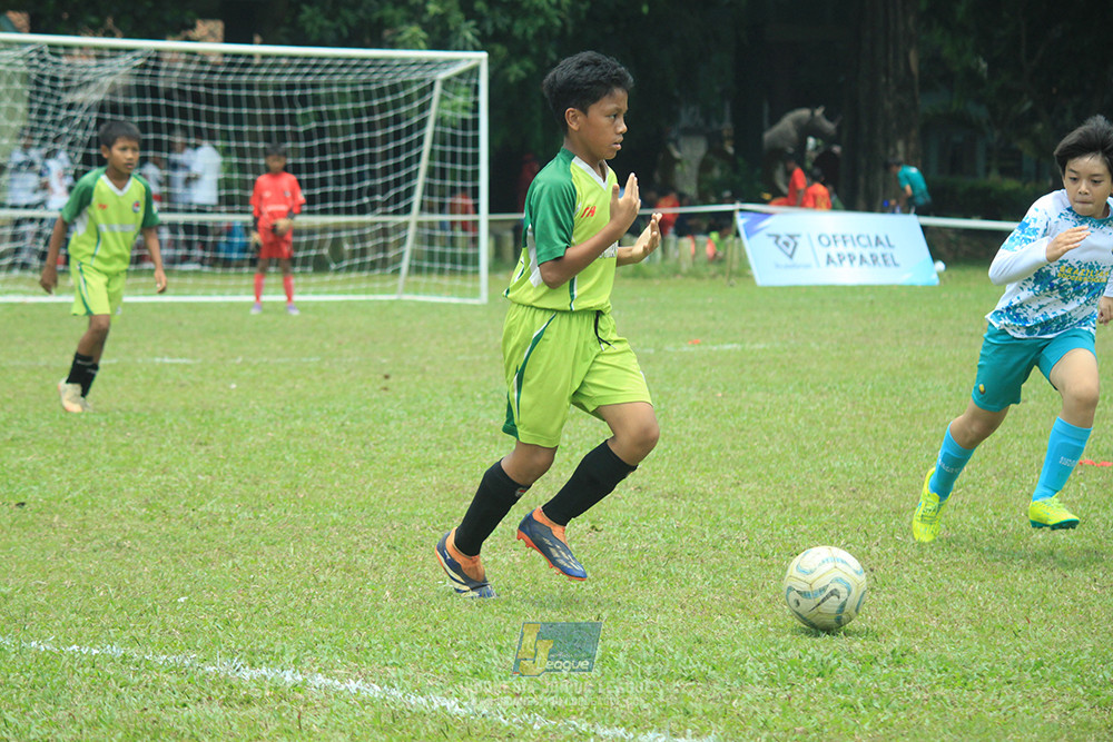 ijl u12 140925 brazllian scocer school depok vs toyo haryono