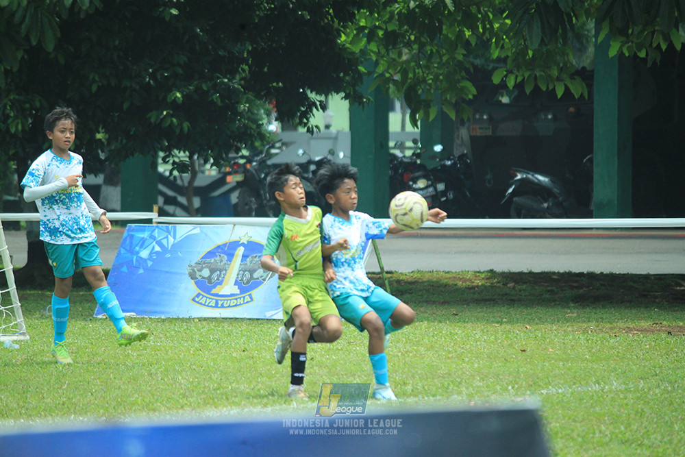 ijl u12 140925 brazllian scocer school depok vs toyo haryono