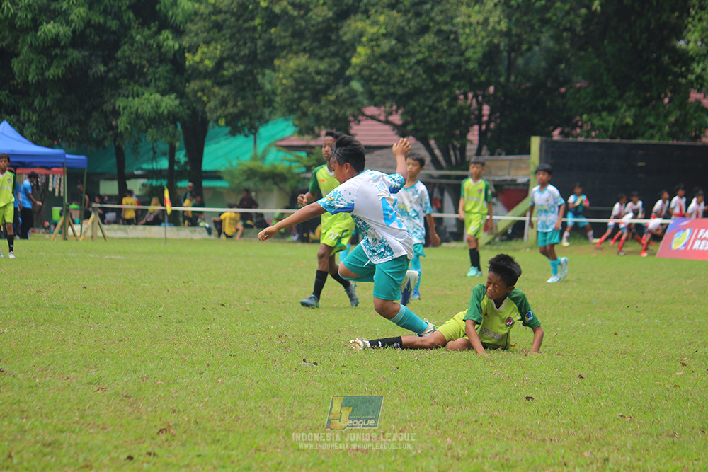 ijl u12 140925 brazllian scocer school depok vs toyo haryono