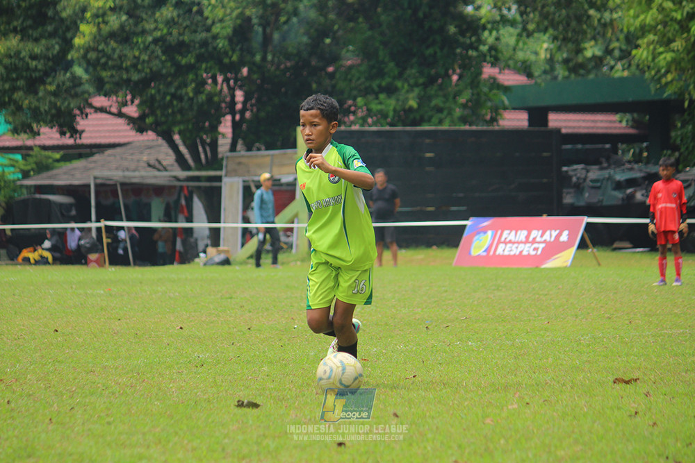 ijl u12 140925 brazllian scocer school depok vs toyo haryono
