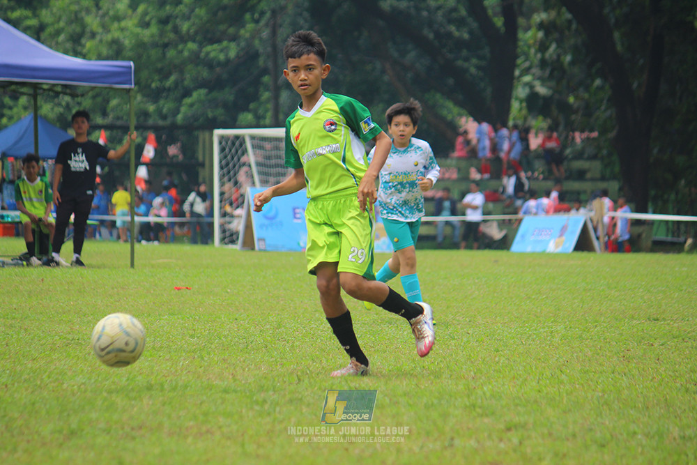 ijl u12 140925 brazllian scocer school depok vs toyo haryono
