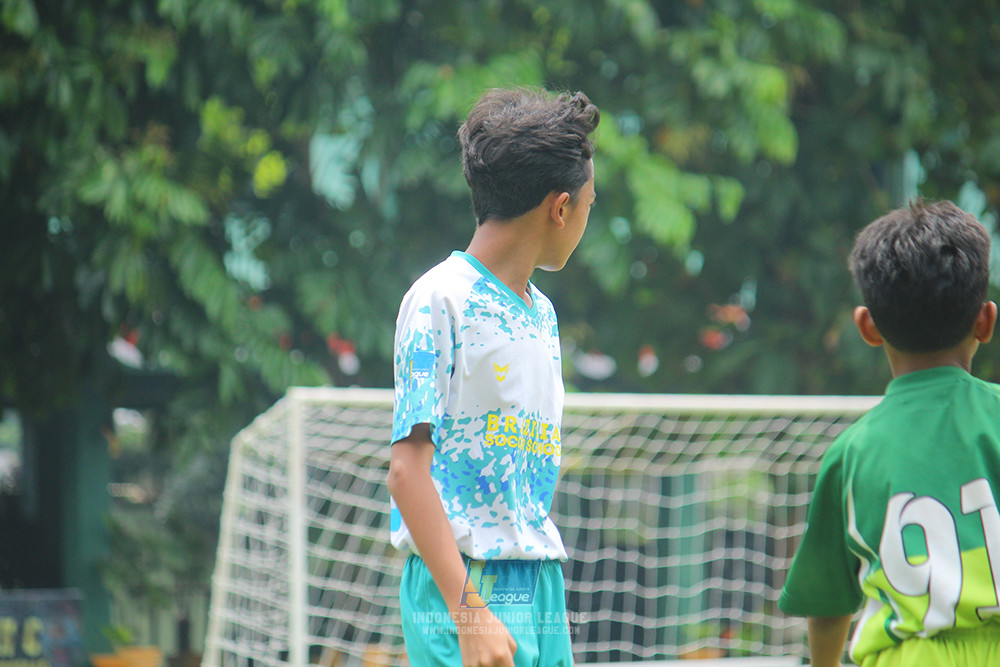 ijl u12 140925 brazllian scocer school depok vs toyo haryono
