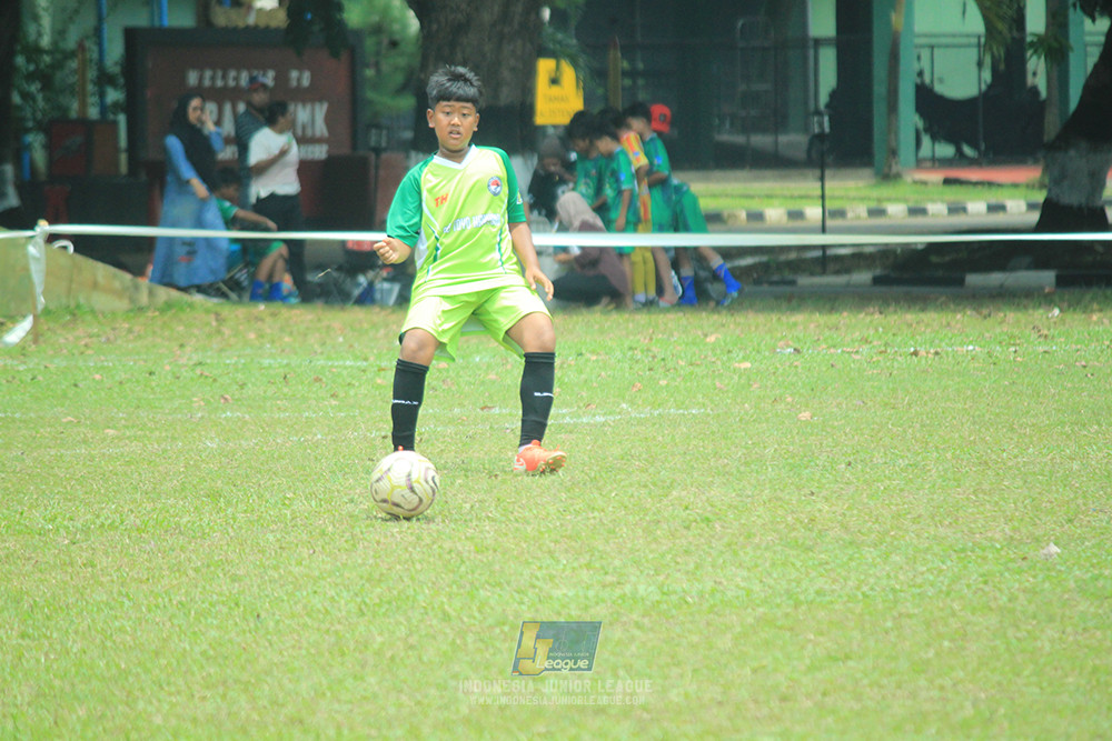 ijl u12 140925 brazllian scocer school depok vs toyo haryono
