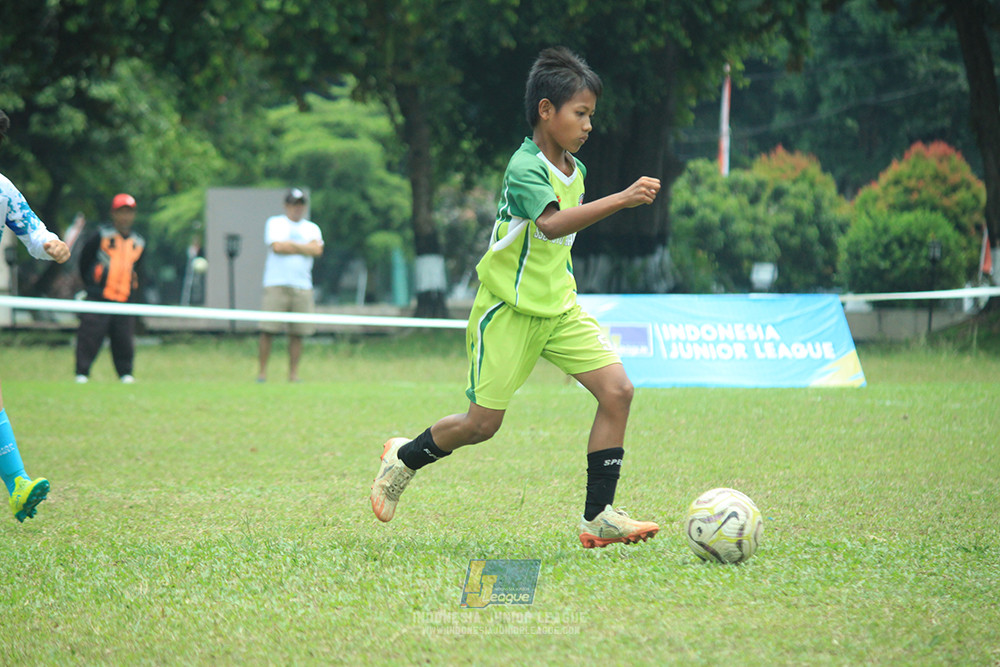 ijl u12 140925 brazllian scocer school depok vs toyo haryono
