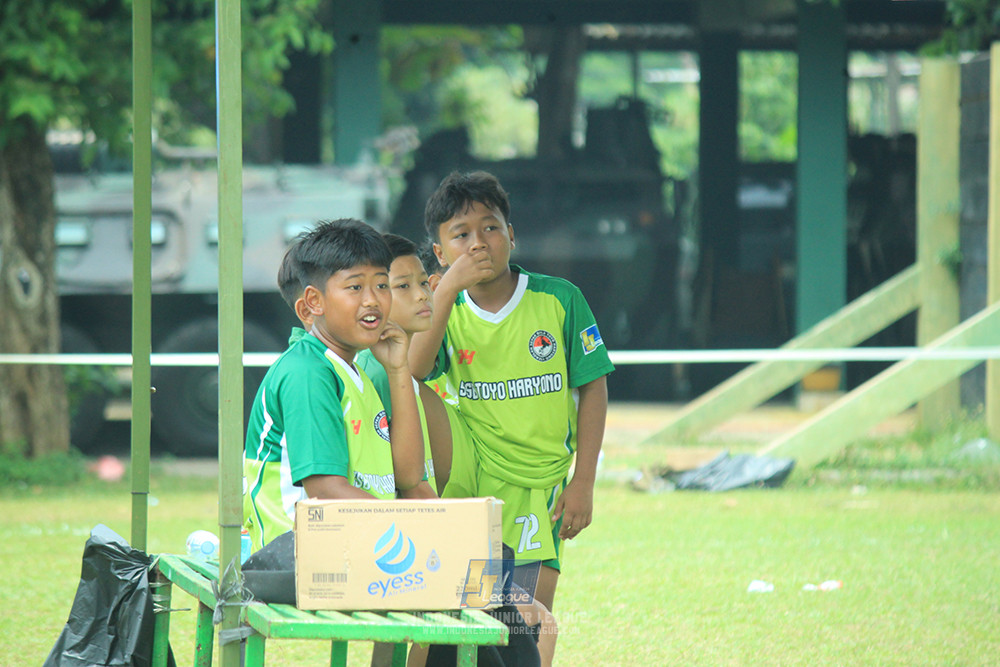 ijl u12 140925 brazllian scocer school depok vs toyo haryono