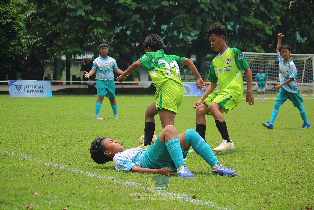 ijl u12 140925 brazllian scocer school depok vs toyo haryono
