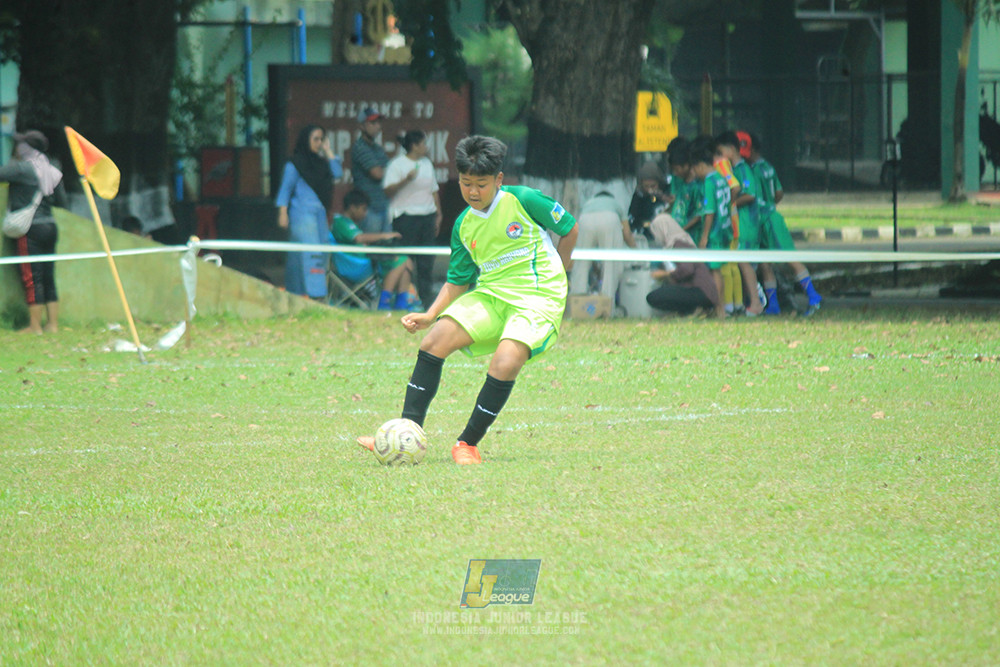 ijl u12 140925 brazllian scocer school depok vs toyo haryono