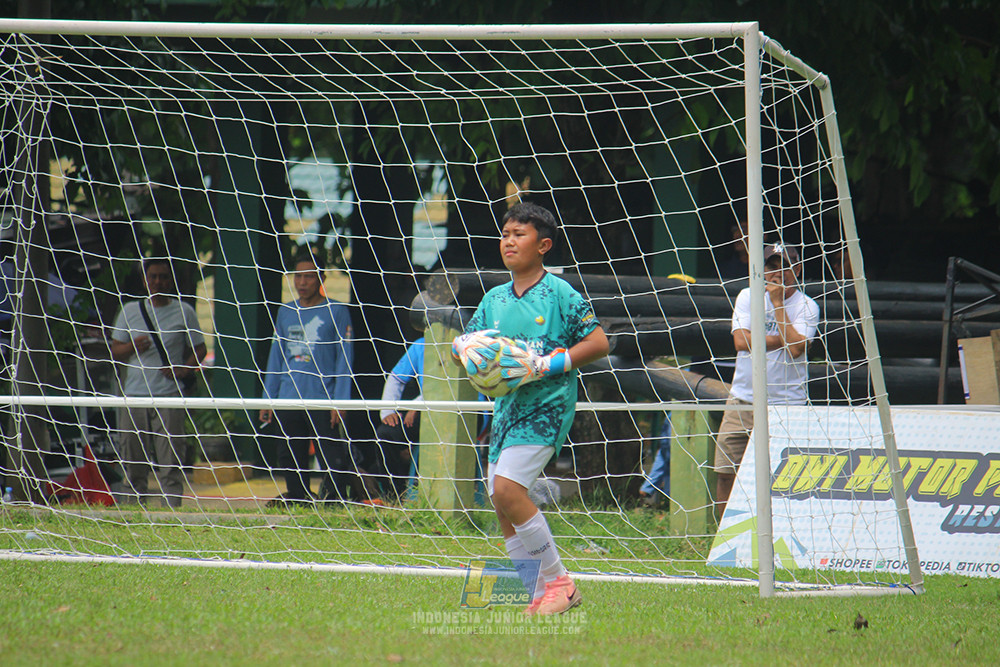 ijl u12 140925 brazllian scocer school depok vs toyo haryono