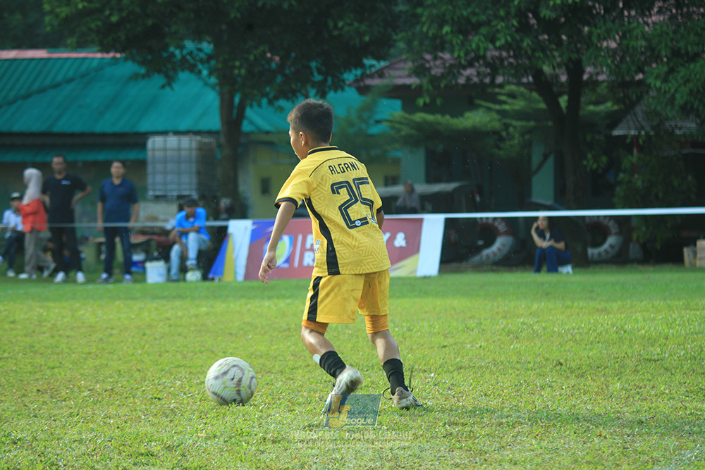 ijl u12 140925 el zeds fc vs brazillian soccer school bintaro
