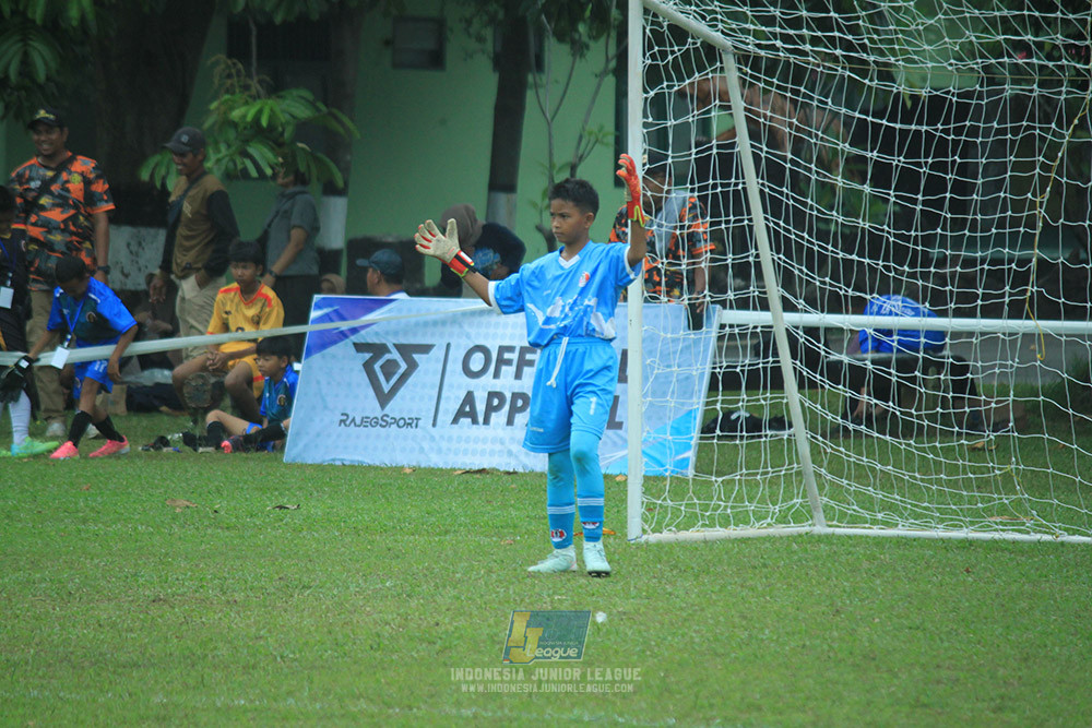 ijl u12 140925 indonesia muda utara vs brazillian soccer school serpong