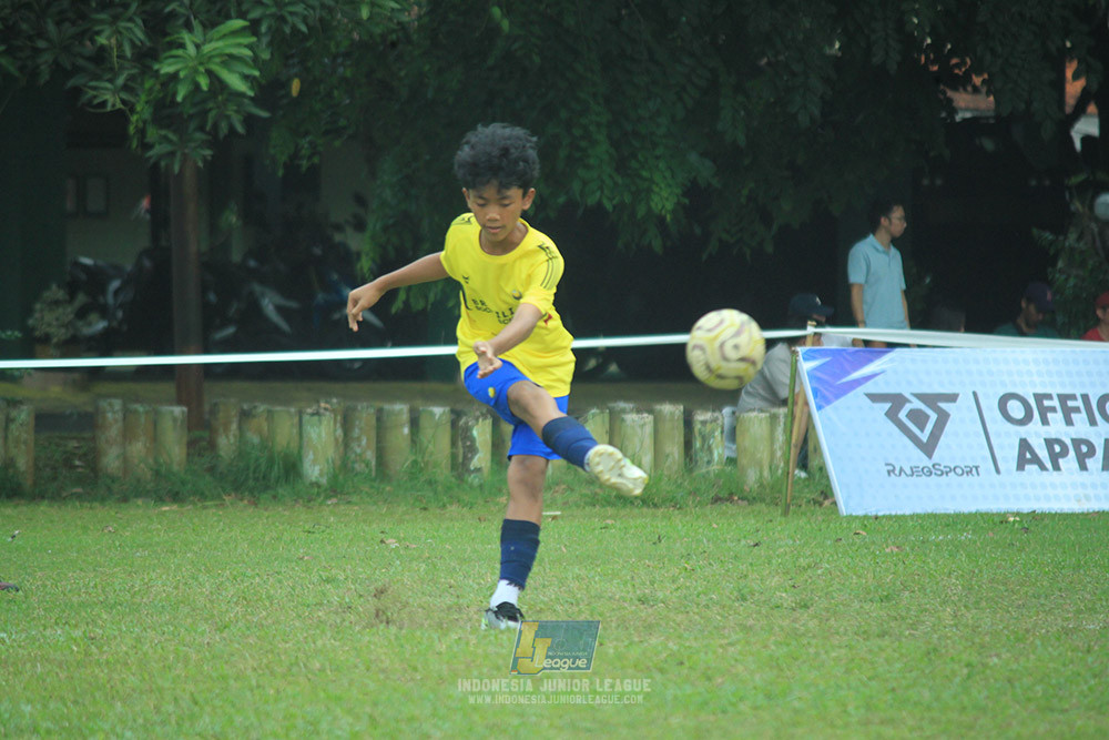 ijl u12 140925 indonesia muda utara vs brazillian soccer school serpong