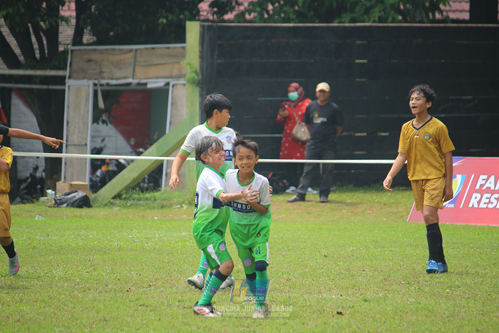 ijl u12 140925 johnson sports academy vs shin taeyong academy