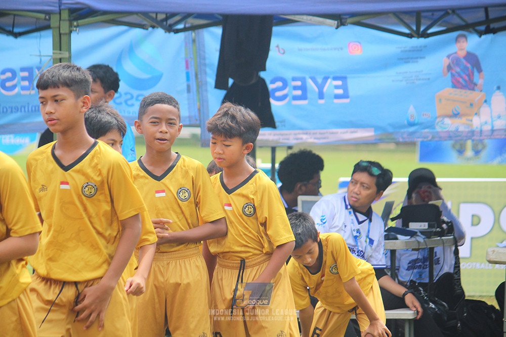 ijl u12 140925 johnson sports academy vs shin taeyong academy