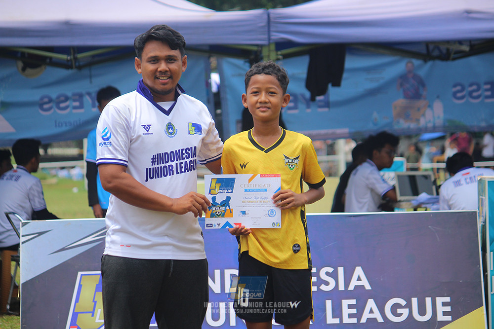 ijl u12 140925 newland fa vs binna banua fc blue