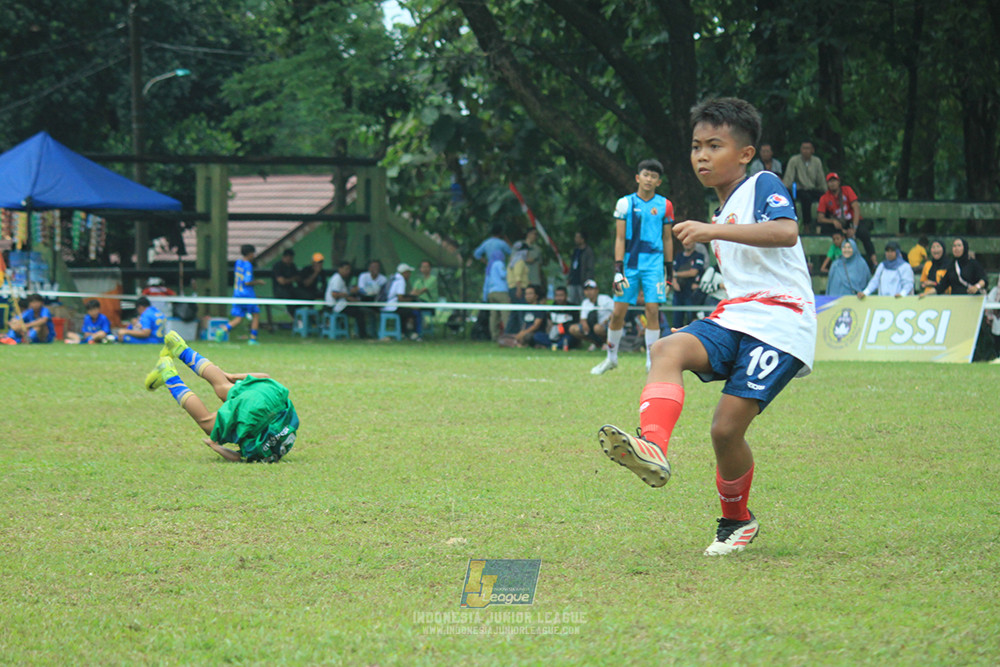 ijl u12 140925 nusantara 2004 vs binna banua fc red