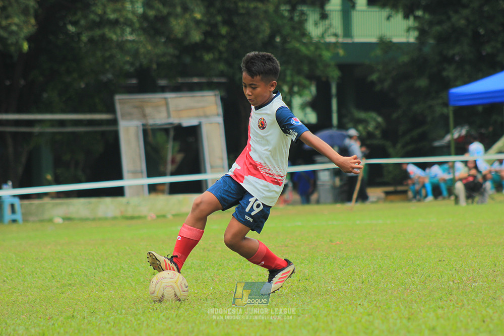ijl u12 140925 nusantara 2004 vs binna banua fc red