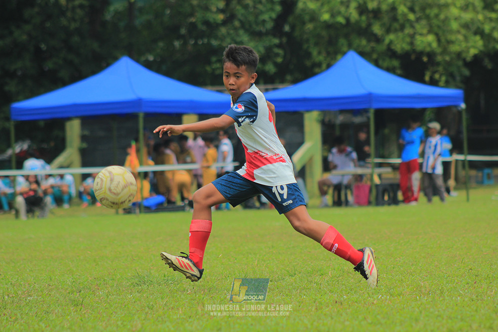 ijl u12 140925 nusantara 2004 vs binna banua fc red