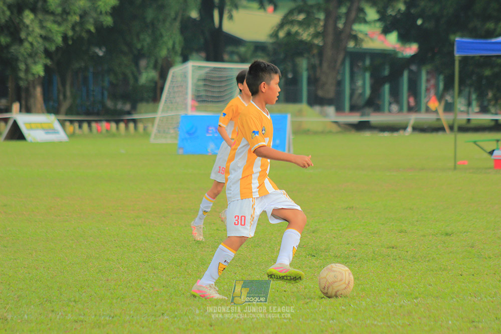 ijl u12 140925 plus football academy vs pulomas fc