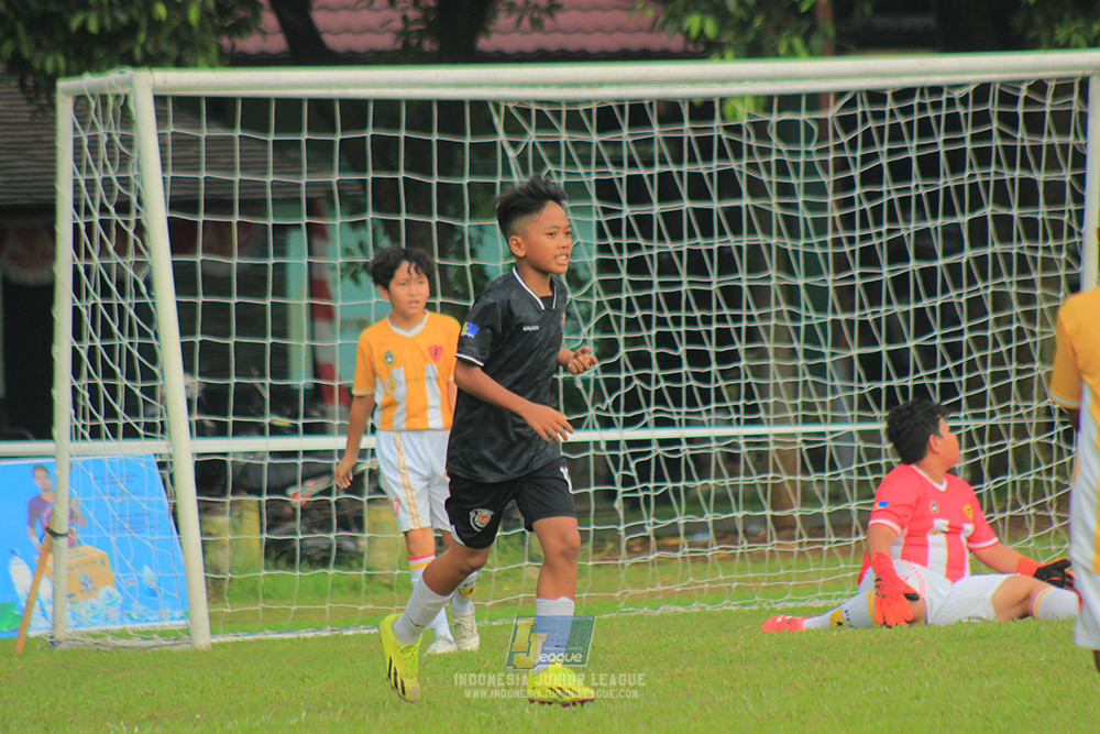 ijl u12 140925 plus football academy vs pulomas fc