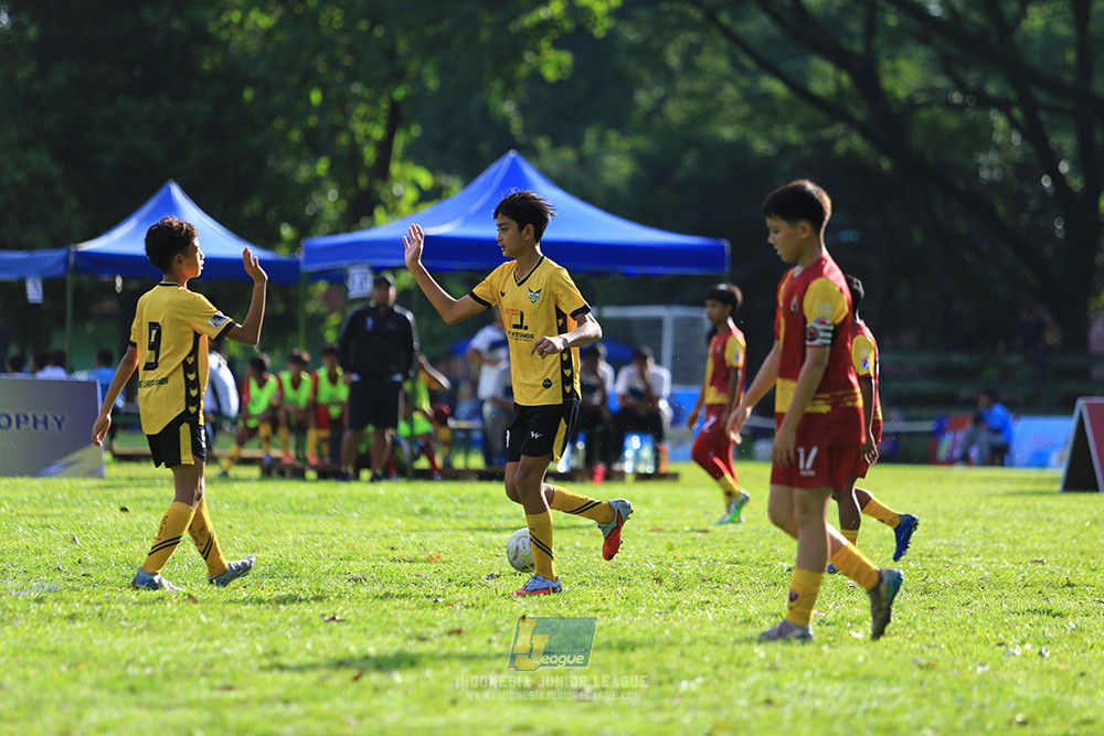 ijl u12 211225 semi final champ newland fa vs binna banua fc red