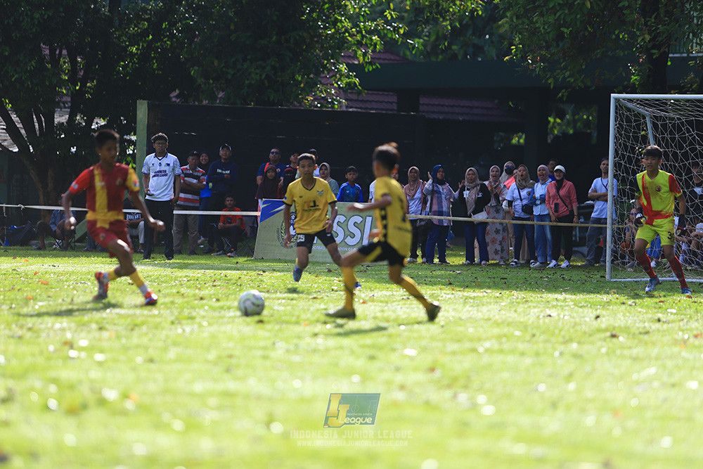 ijl u12 211225 semi final champ newland fa vs binna banua fc red