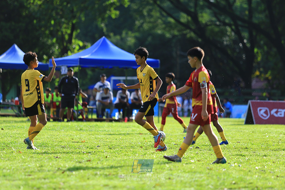 ijl u12 211225 semi final champ newland fa vs binna banua fc red