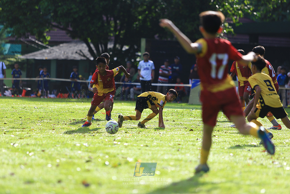 ijl u12 211225 semi final champ newland fa vs binna banua fc red
