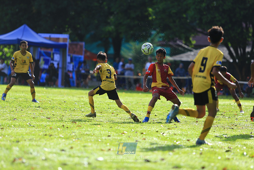 ijl u12 211225 semi final champ newland fa vs binna banua fc red