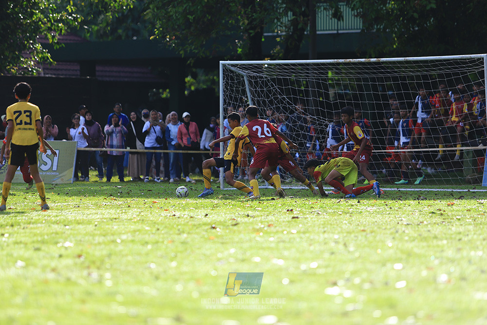 ijl u12 211225 semi final champ newland fa vs binna banua fc red