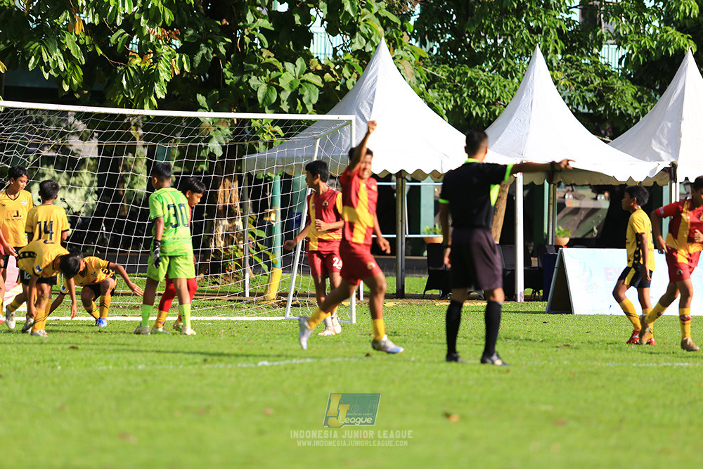 ijl u12 211225 semi final champ newland fa vs binna banua fc red