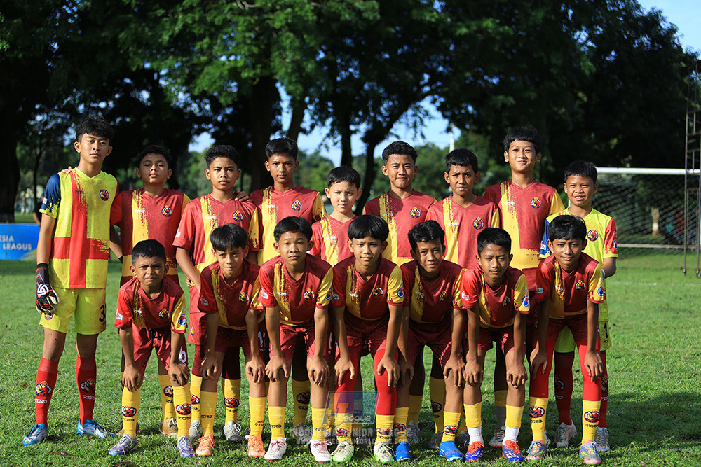ijl u12 211225 semi final champ newland fa vs binna banua fc red
