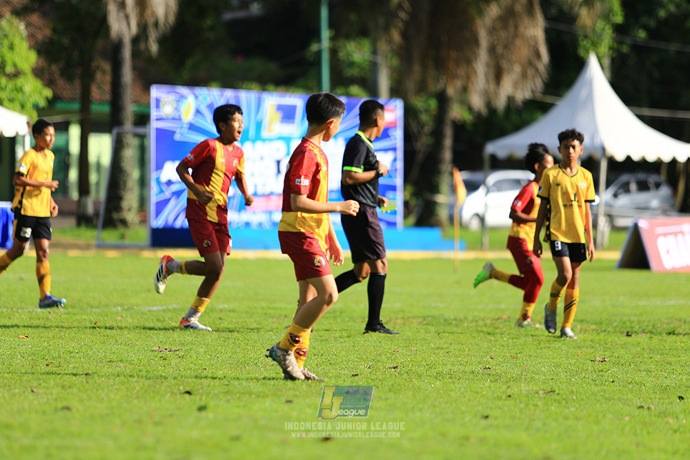 ijl u12 211225 semi final champ newland fa vs binna banua fc red