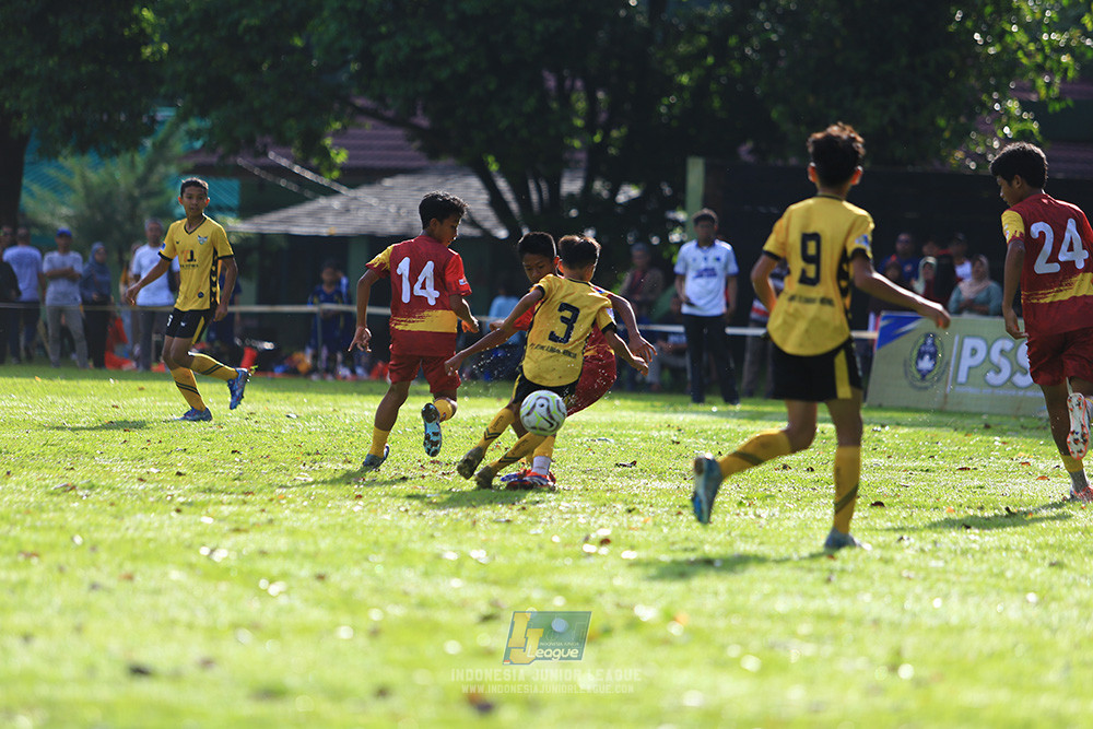 ijl u12 211225 semi final champ newland fa vs binna banua fc red