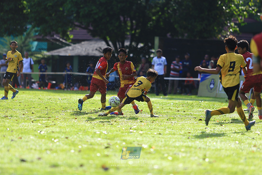 ijl u12 211225 semi final champ newland fa vs binna banua fc red