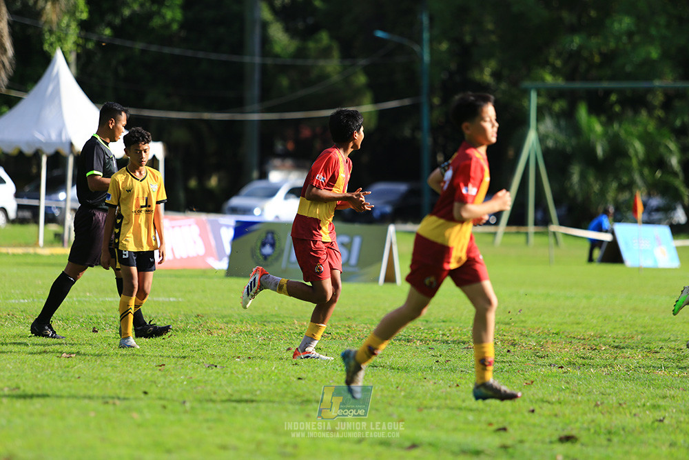 ijl u12 211225 semi final champ newland fa vs binna banua fc red