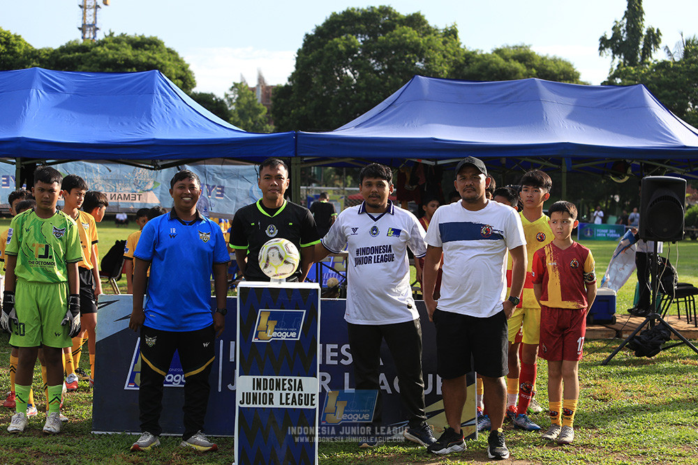 ijl u12 211225 semi final champ newland fa vs binna banua fc red