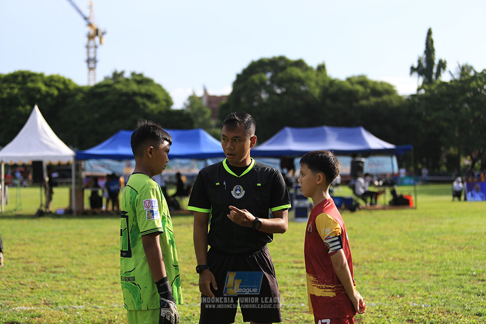 ijl u12 211225 semi final champ newland fa vs binna banua fc red