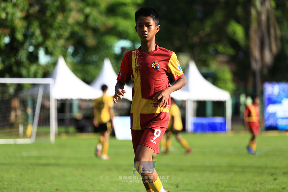 ijl u12 211225 semi final champ newland fa vs binna banua fc red