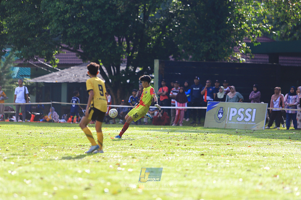 ijl u12 211225 semi final champ newland fa vs binna banua fc red